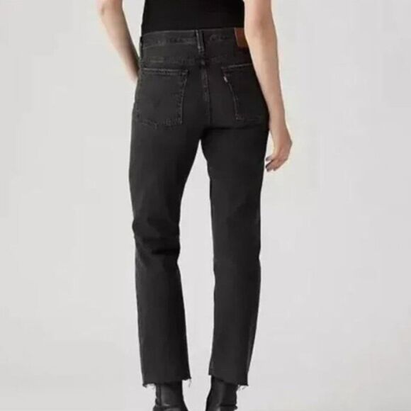 New Levi’s Wedgie Straight Distressed Button Up Raw Hem Jeans in Black size 24 - Picture 3 of 15